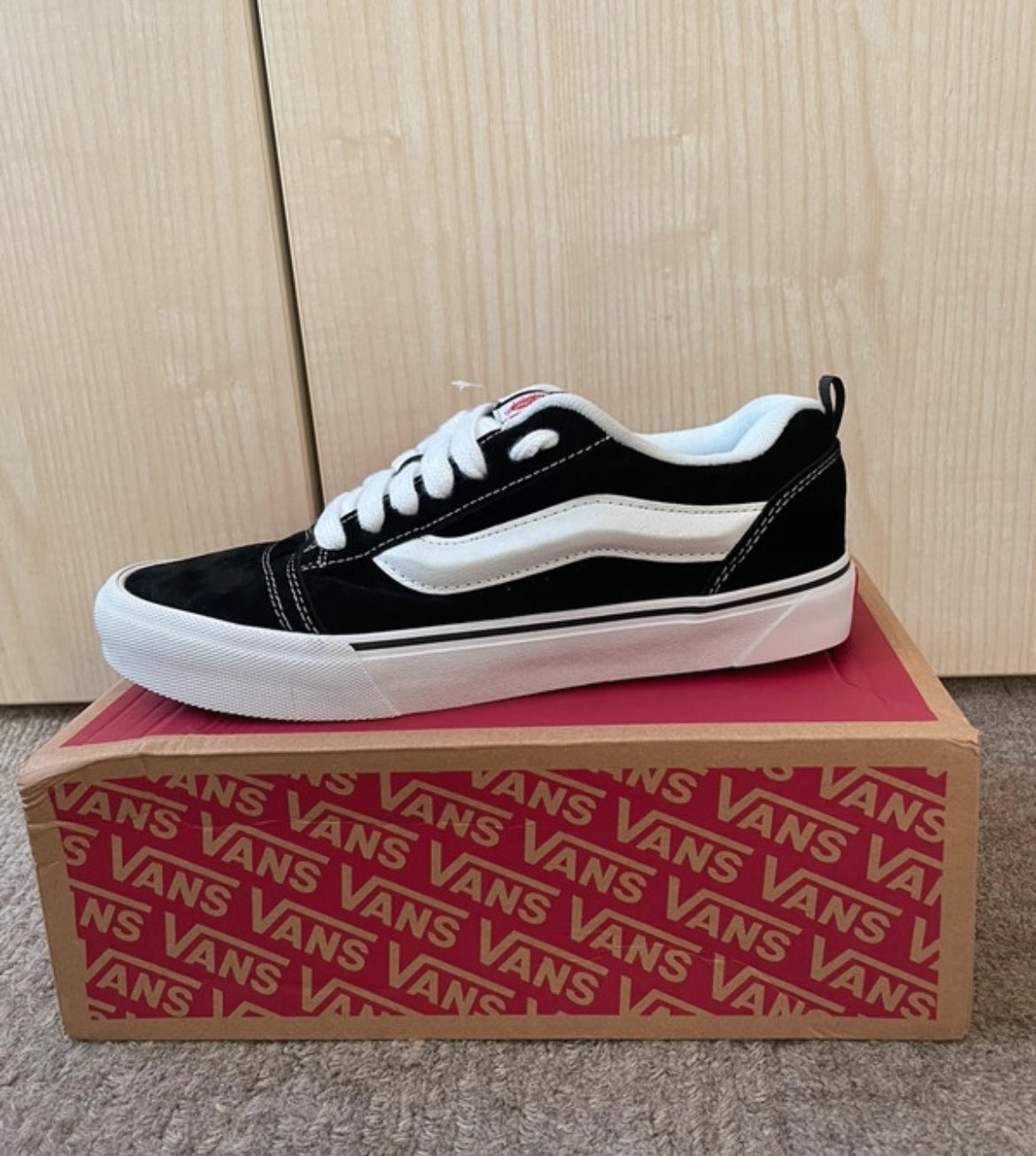 Vans Knu Skool Black White (Auténtica Reventa)
