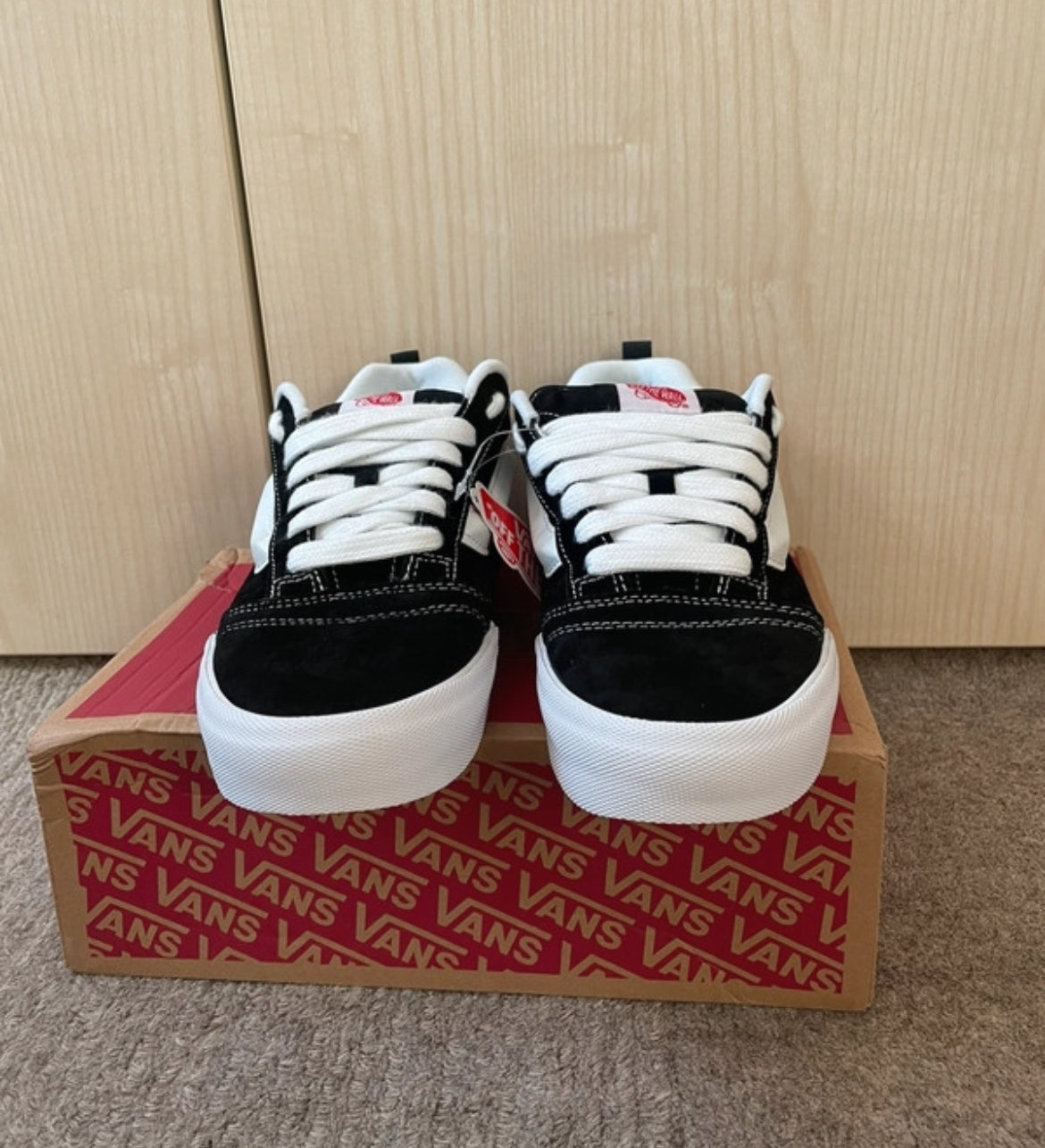 Vans Knu Skool Black White (Auténtica Reventa)