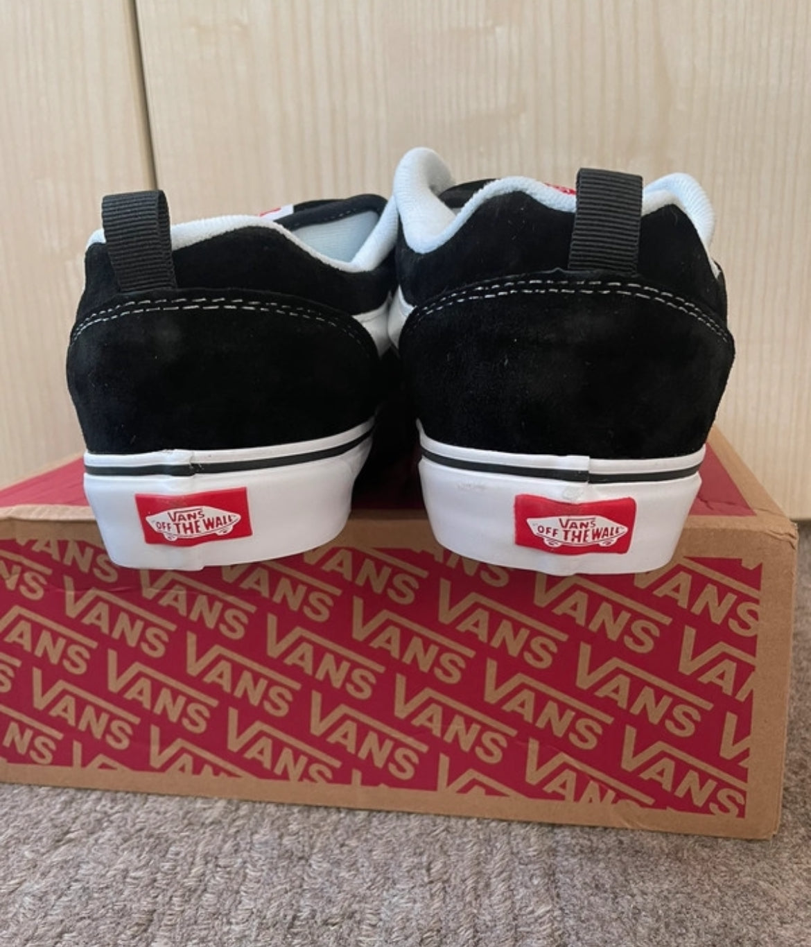 Vans Knu Skool Black White (Auténtica Reventa)