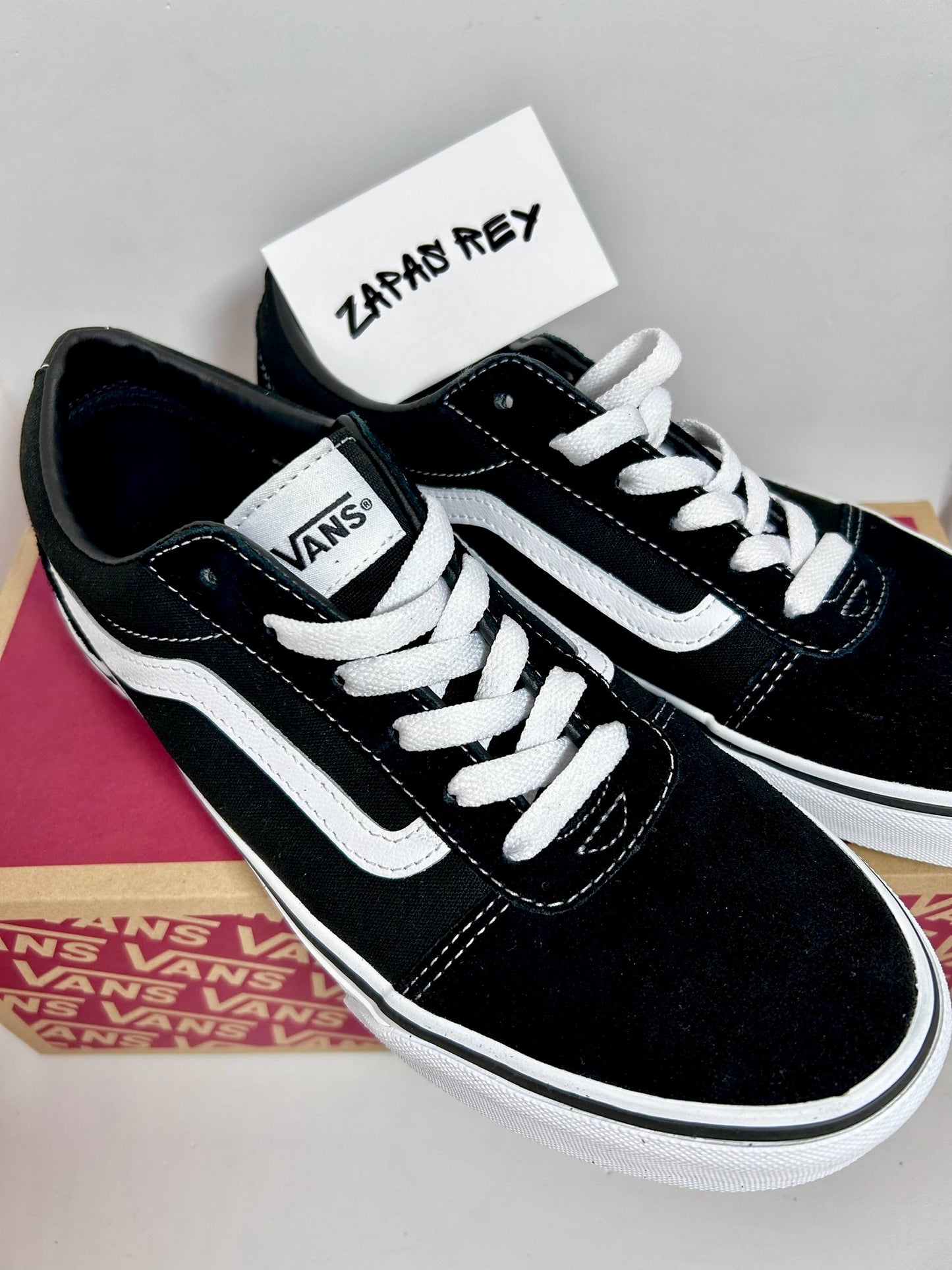 Vans Ward - Zapatilla Clásica (Auténtica Reventa)